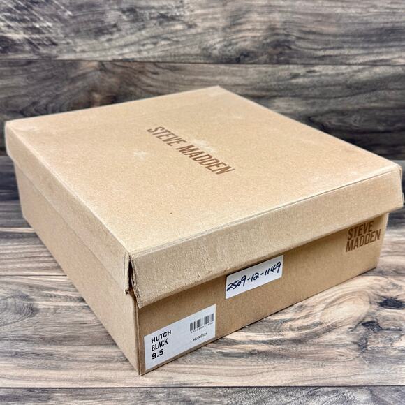 NIB Steve Madden 9.5M Hutch Stretch Lug Sole Chelsea Boots Black Faux Leather - Picture 11 of 11